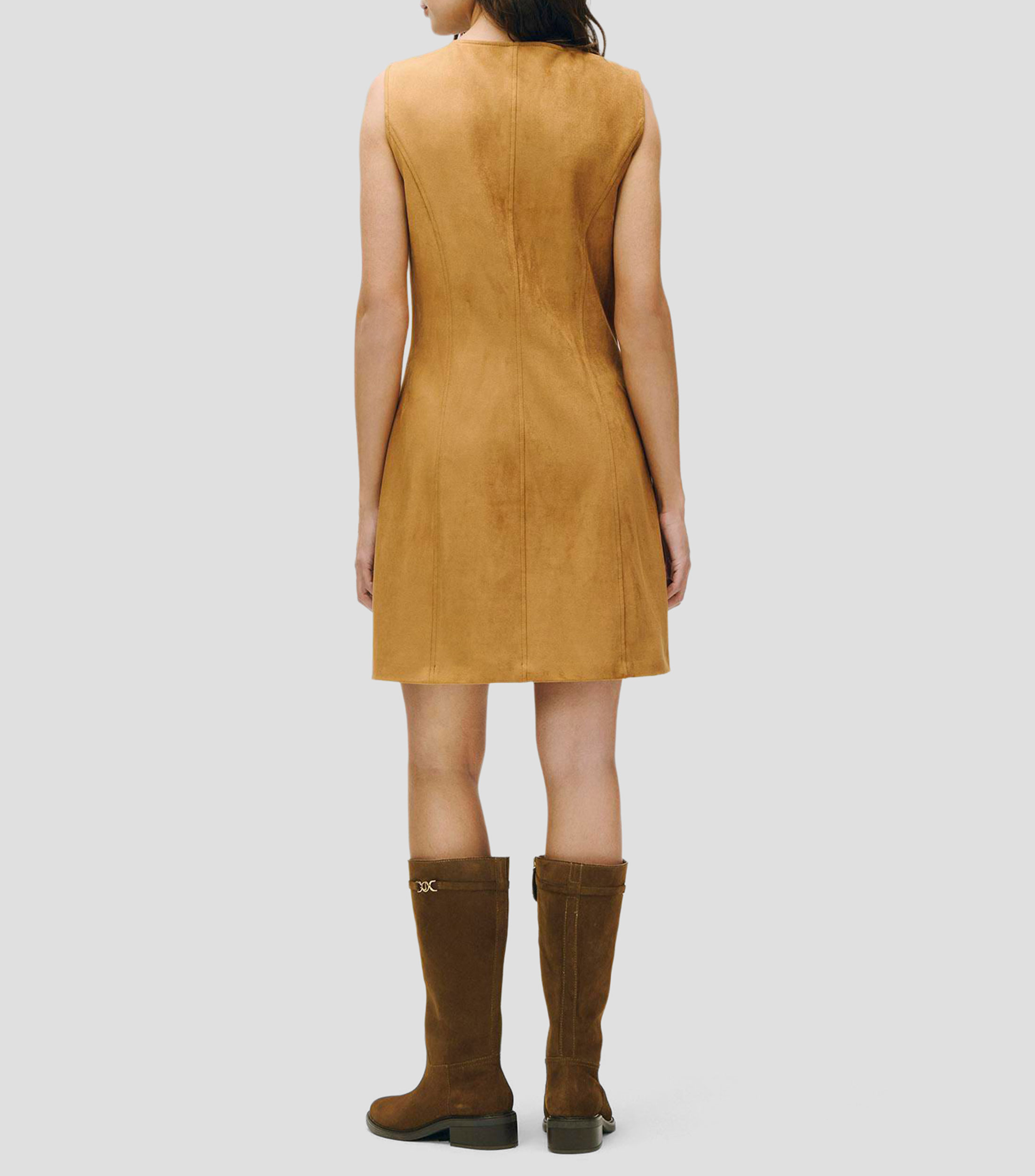 Vestido de suede cognac silueta h corte francés botones dorados Mujer